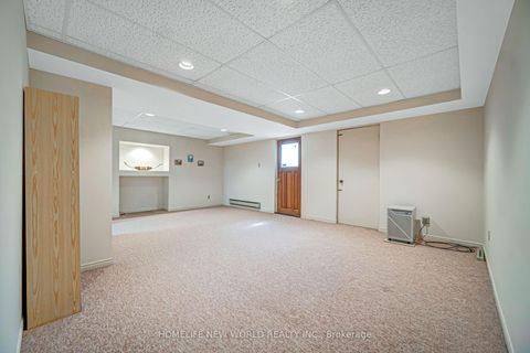 Photo 30 at 36 Purcell Square, Steeles, Toronto