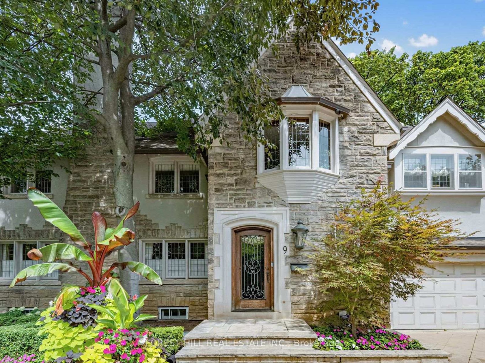 9 Ormsby Crescent, Forest Hill South, Toronto 