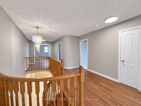Photo 13 at 133 St. Joan Of Arc Avenue, Maple, Vaughan