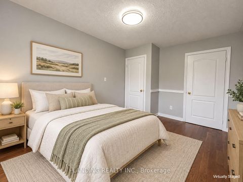 Photo 18 at 133 St. Joan Of Arc Avenue, Maple, Vaughan