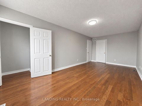 Photo 19 at 133 St. Joan Of Arc Avenue, Maple, Vaughan