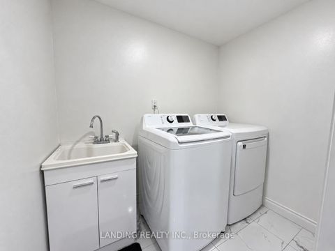 Photo 24 at 133 St. Joan Of Arc Avenue, Maple, Vaughan