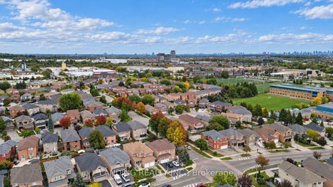 Photo 32 at 133 St. Joan Of Arc Avenue, Maple, Vaughan
