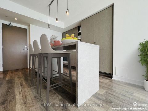 Photo 11 at 5109 - 88 Harbour Street E, Waterfront Communities C1, Toronto