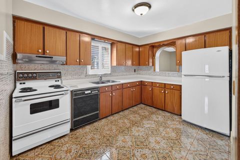 Photo 17 at 158 Aileen Avenue, Eglinton West, Toronto