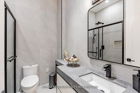 Photo 13 at 673 Crawford Street, Little Italy, Toronto