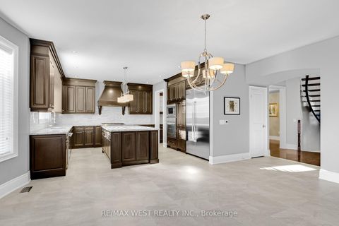 Photo 7 at 8 Chapel Gully Trail, Nobleton, King