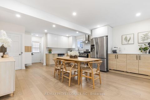 Photo 3 at 27 Brawley Avenue, City Centre West, Toronto
