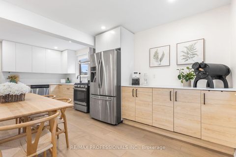 Photo 6 at 27 Brawley Avenue, City Centre West, Toronto