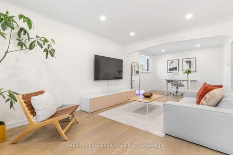 Photo 9 at 27 Brawley Avenue, City Centre West, Toronto