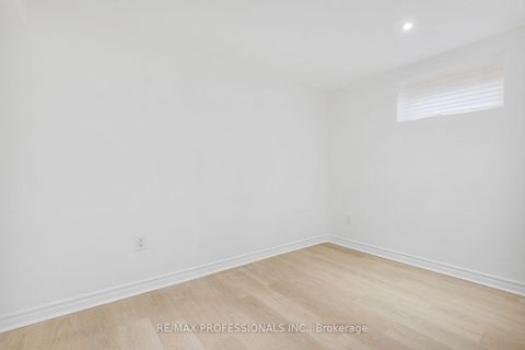 Photo 22 at 27 Brawley Avenue, City Centre West, Toronto