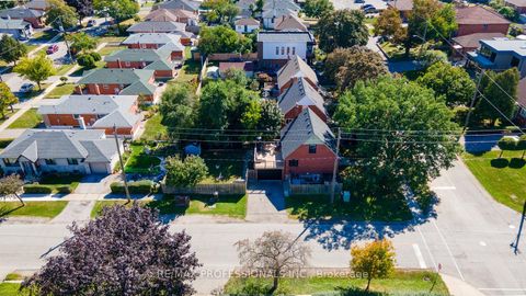Photo 35 at 27 Brawley Avenue, City Centre West, Toronto