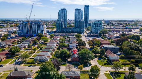 Photo 36 at 27 Brawley Avenue, City Centre West, Toronto