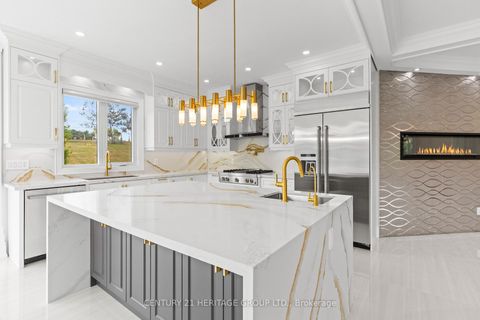 Photo 10 at 4 Loch Erne Lane, Nobleton, King