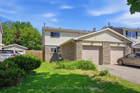 Photo 1 at 17 Quantrell Trail, Malvern, Toronto