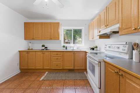Photo 9 at 17 Quantrell Trail, Malvern, Toronto