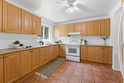 Photo 10 at 17 Quantrell Trail, Malvern, Toronto