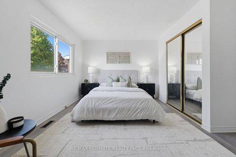 Photo 12 at 17 Quantrell Trail, Malvern, Toronto