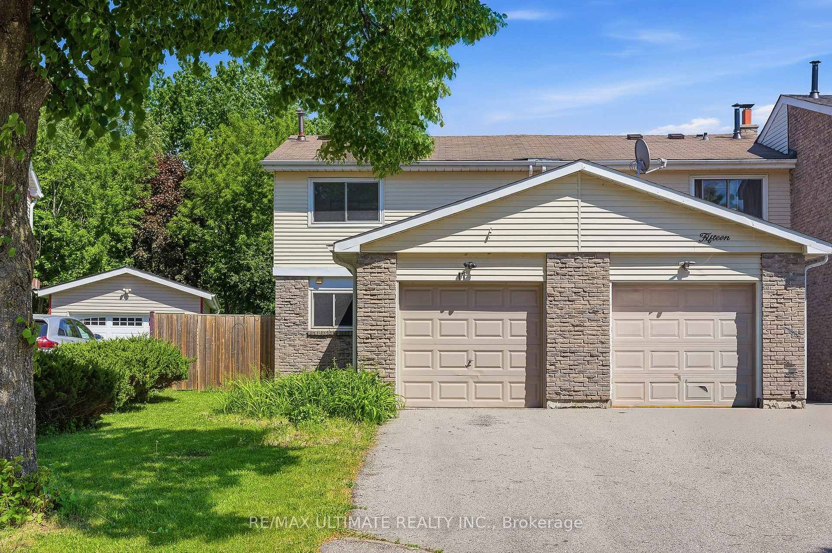 17 Quantrell Trail, Malvern, Toronto 