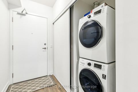 Photo 11 at 1402 - 195 Redpath Avenue, Mount Pleasant West, Toronto