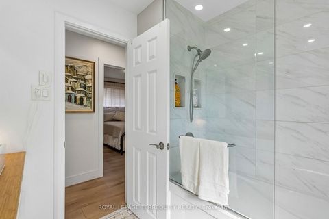 Photo 21 at 2 Richbourne Court, Sullivan, Toronto