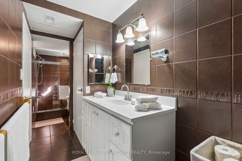 Photo 30 at 2 Richbourne Court, Sullivan, Toronto