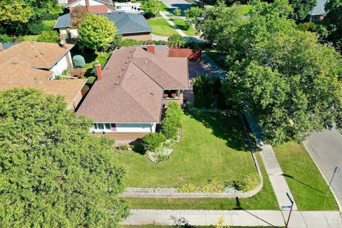 Photo 39 at 2 Richbourne Court, Sullivan, Toronto