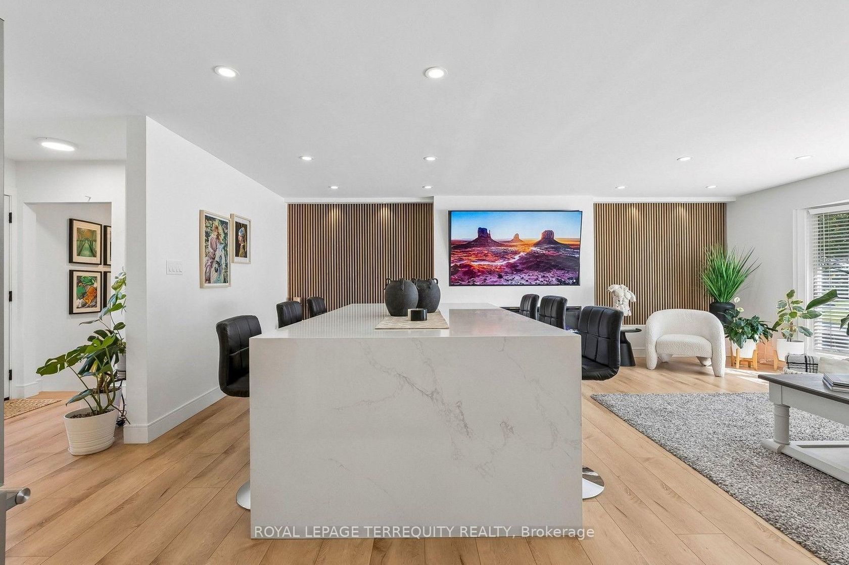 2 Richbourne Court, Sullivan, Toronto 