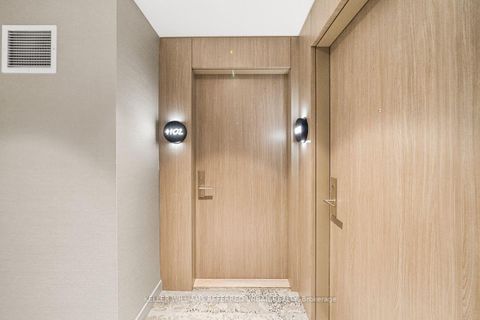 Photo 1 at 4102 - 161 Roehampton Avenue W, Mount Pleasant West, Toronto