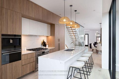 Photo 4 at 140 Harrison Street, Bellwoods, Toronto