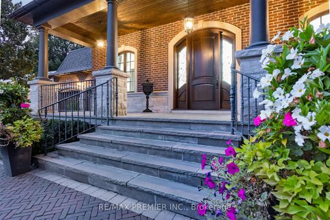 Photo 2 at 243 Rumble Avenue, Mill Pond, Richmond Hill