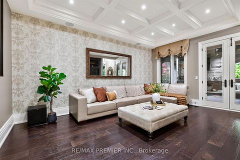 Photo 6 at 243 Rumble Avenue, Mill Pond, Richmond Hill