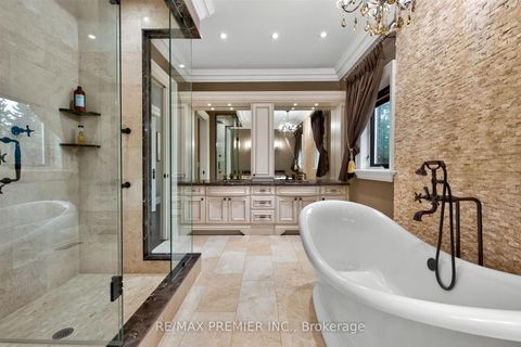 Photo 14 at 243 Rumble Avenue, Mill Pond, Richmond Hill
