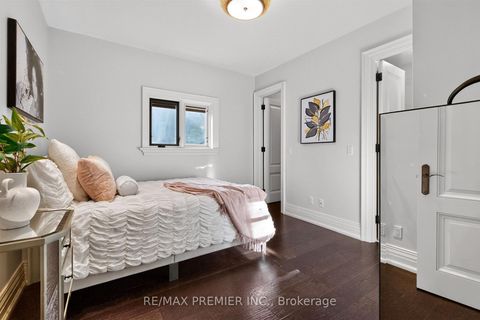 Photo 18 at 243 Rumble Avenue, Mill Pond, Richmond Hill