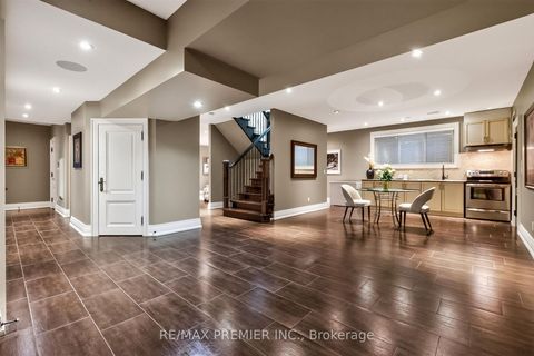 Photo 20 at 243 Rumble Avenue, Mill Pond, Richmond Hill