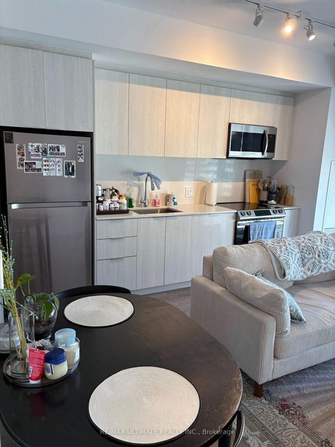 Photo 4 at 1904 - 357 King Street, Waterfront Communities C1, Toronto