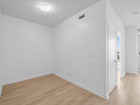 Photo 17 at 1101 - 500 Sherbourne Street, North St. James Town, Toronto