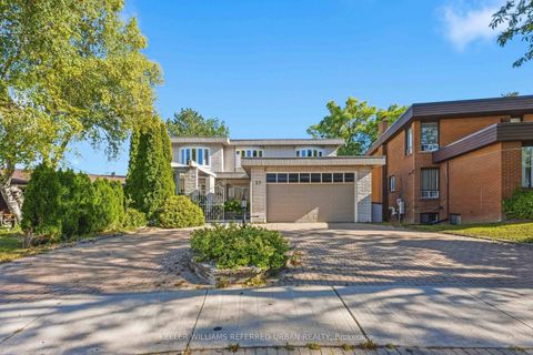 Photo 0 at 23 Brockington Crescent, Bathurst Manor, Toronto