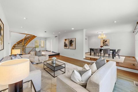 Photo 13 at 23 Brockington Crescent, Bathurst Manor, Toronto