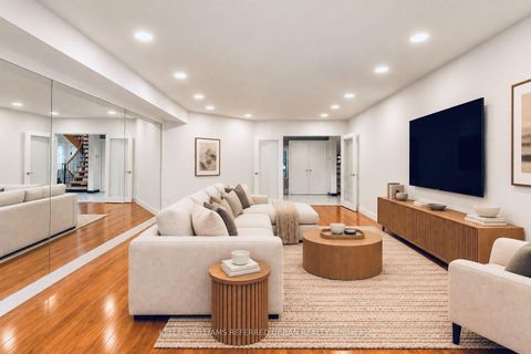 Photo 15 at 23 Brockington Crescent, Bathurst Manor, Toronto