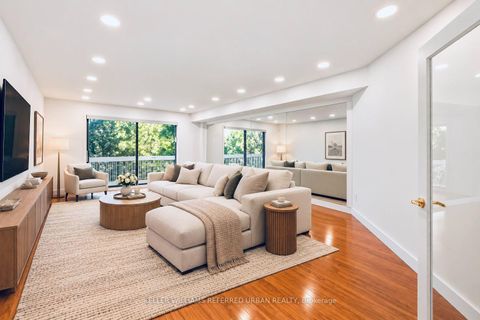 Photo 16 at 23 Brockington Crescent, Bathurst Manor, Toronto