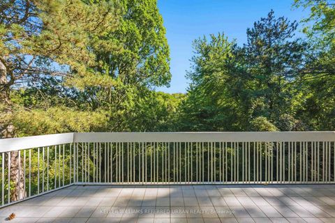 Photo 17 at 23 Brockington Crescent, Bathurst Manor, Toronto
