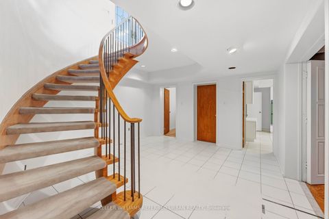 Photo 34 at 23 Brockington Crescent, Bathurst Manor, Toronto