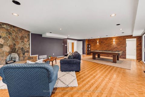 Photo 36 at 23 Brockington Crescent, Bathurst Manor, Toronto