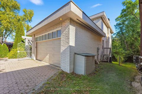 Photo 38 at 23 Brockington Crescent, Bathurst Manor, Toronto