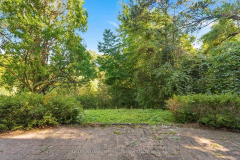 Photo 42 at 23 Brockington Crescent, Bathurst Manor, Toronto