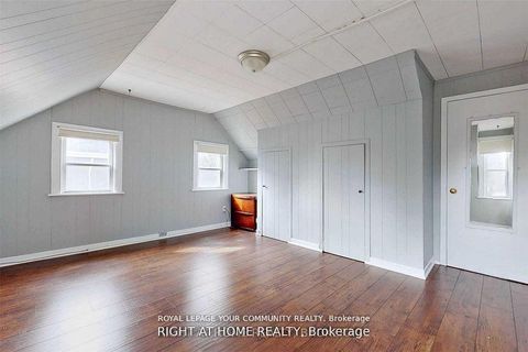 Photo 18 at 13066 Keele Street, King City, King