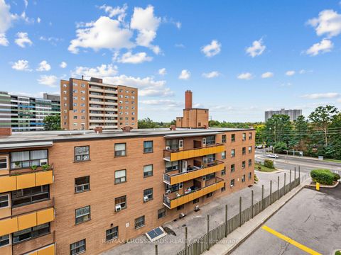Photo 26 at 504 - 4060 Lawrence Avenue E, West Hill, Toronto