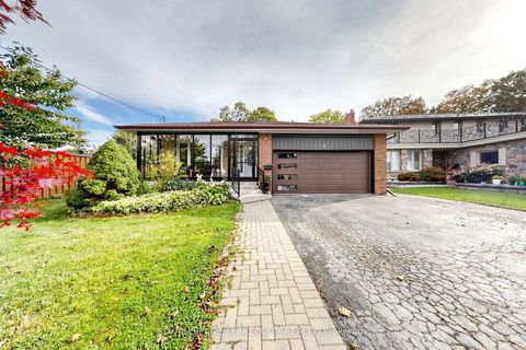 Photo 1 at 6 Fulwell Crescent, York University Heights, Toronto