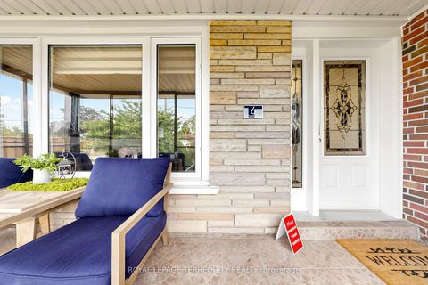 Photo 6 at 6 Fulwell Crescent, York University Heights, Toronto